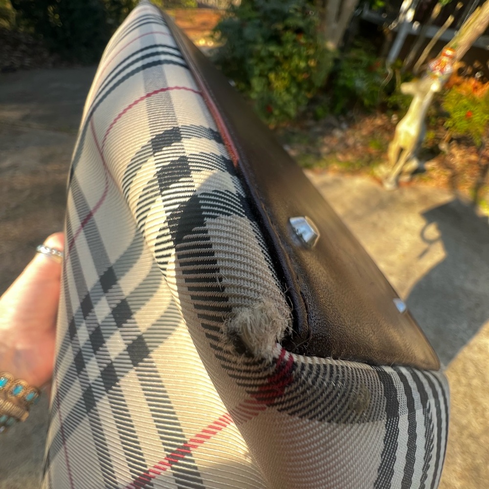 AUTHENTIC Vintage Burberry London Tote Bag - Picture 6 of 14